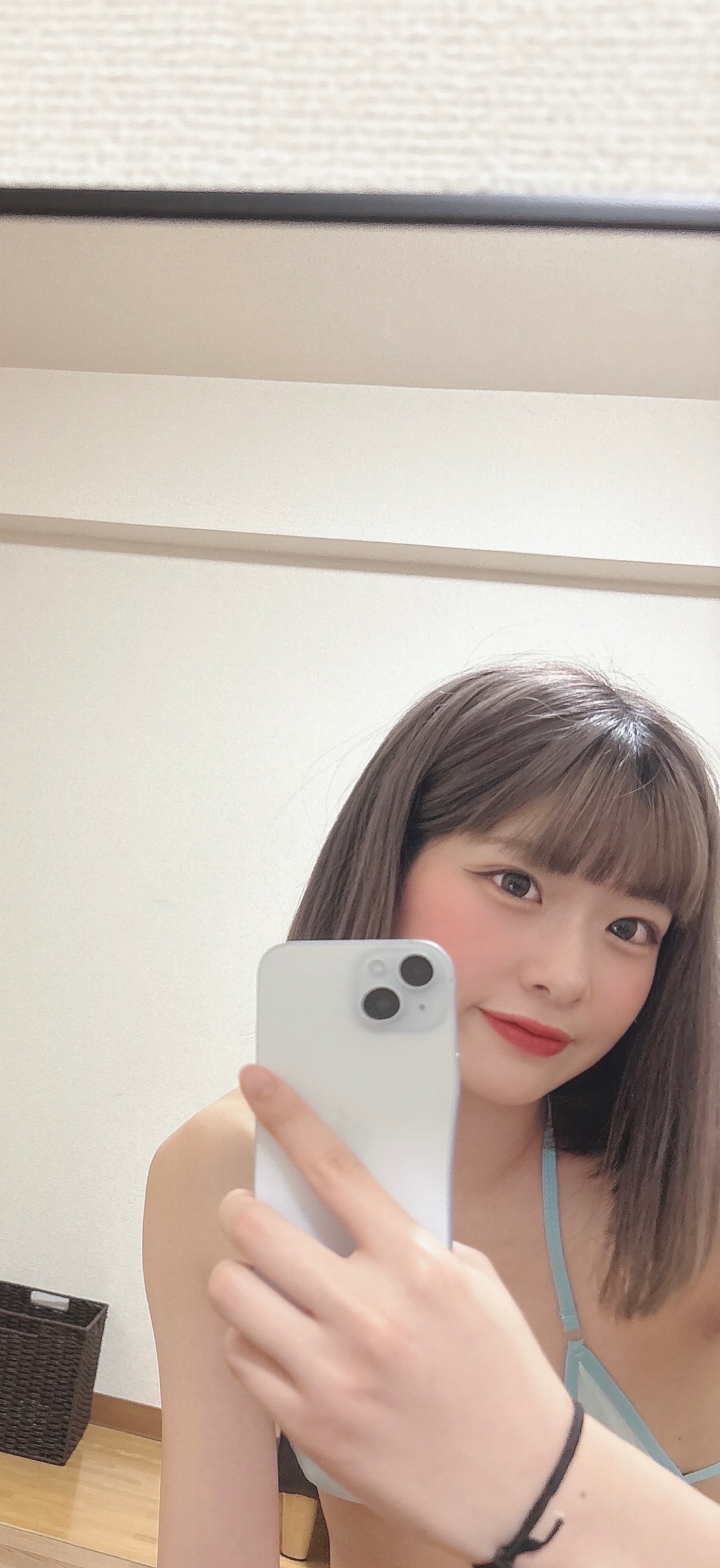 にこ